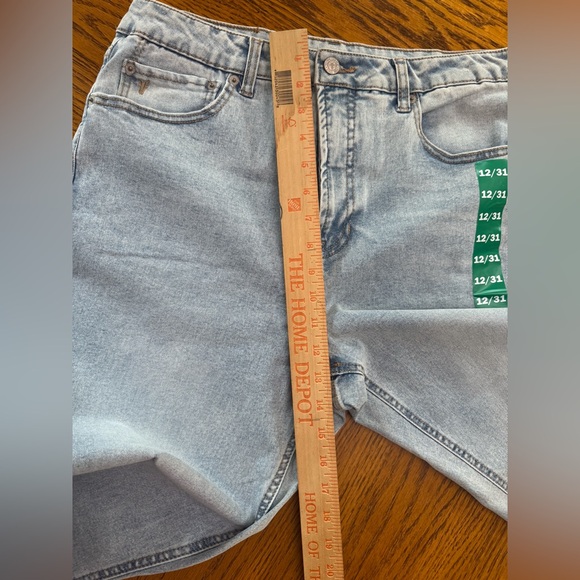 Frye Women's Cuffed Crop Jean nwt - Picture 10 of 12